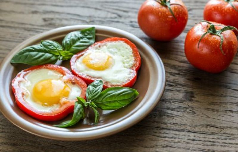 Air-Fried Eggs in Red Bell Pepper Cups